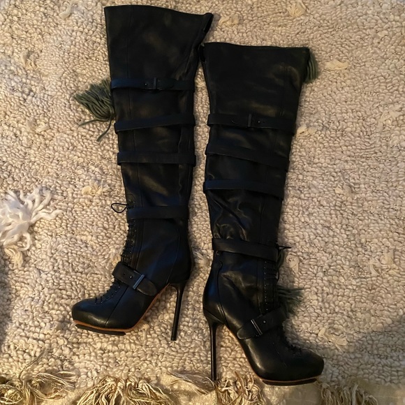 L.A.M.B leather Glamette Boots - Picture 2 of 15